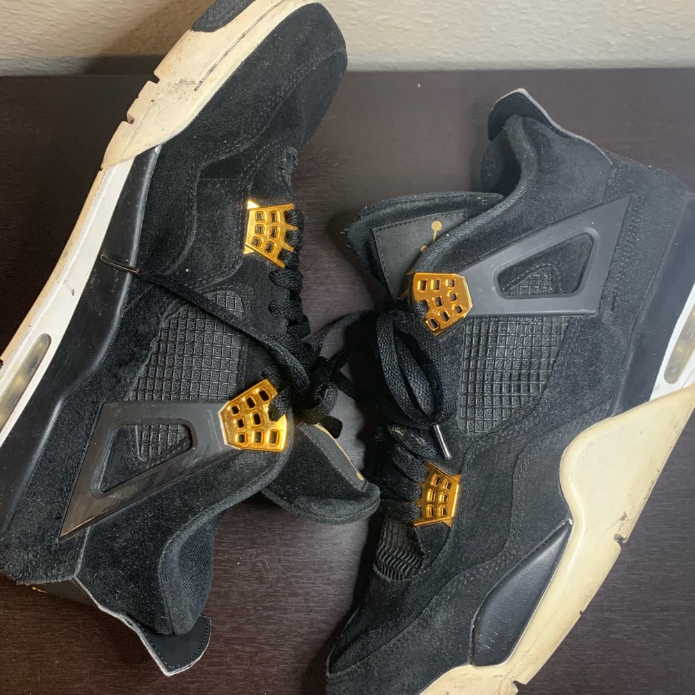 Men’s Nike Jordan 4’s size 12